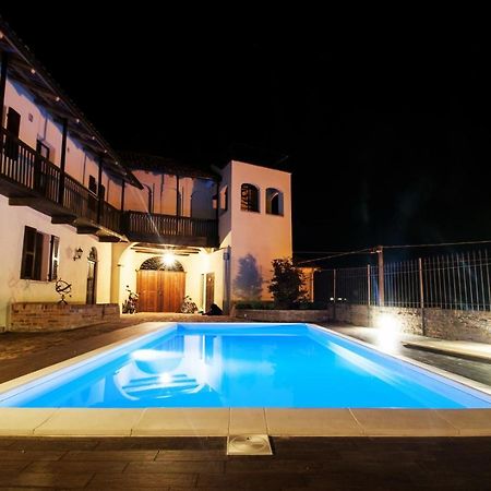 La Dolce Vite Apartment Tonco Bagian luar foto